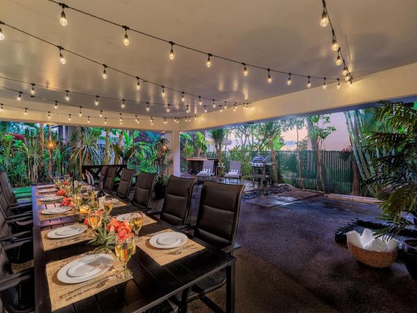 Maui Eleven Bedroom Ocean Front Estate - Private Path to The Ocean